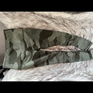 Womens American eagle leggings